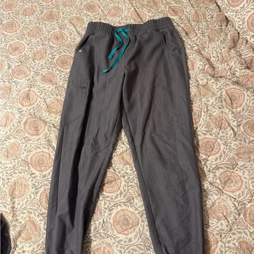Figs Men's Charcoal Joggers with Teal Drawstring